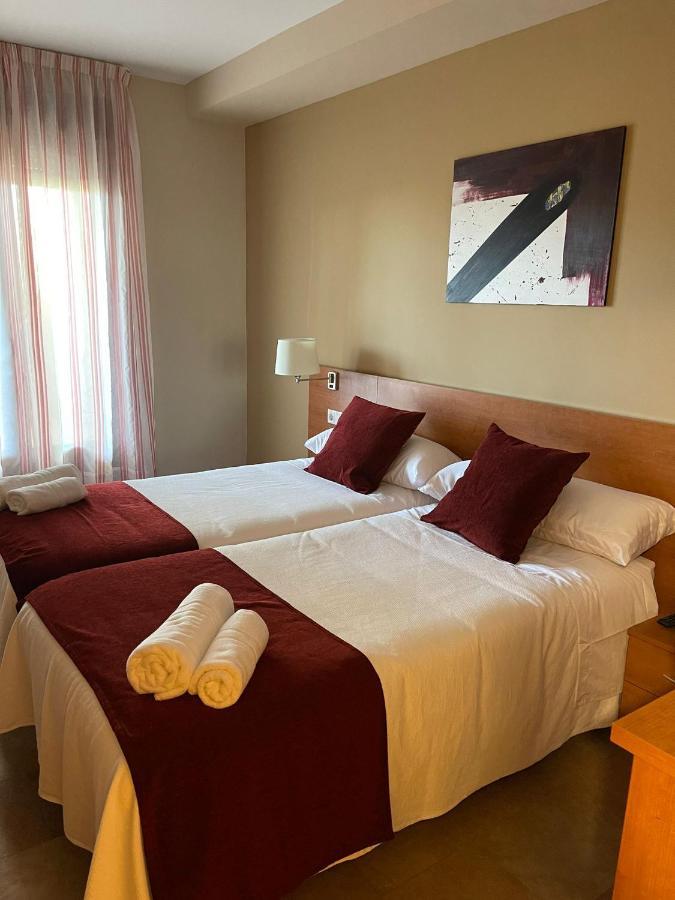 Hotel El Rincon De Tono à Pomar  Extérieur photo