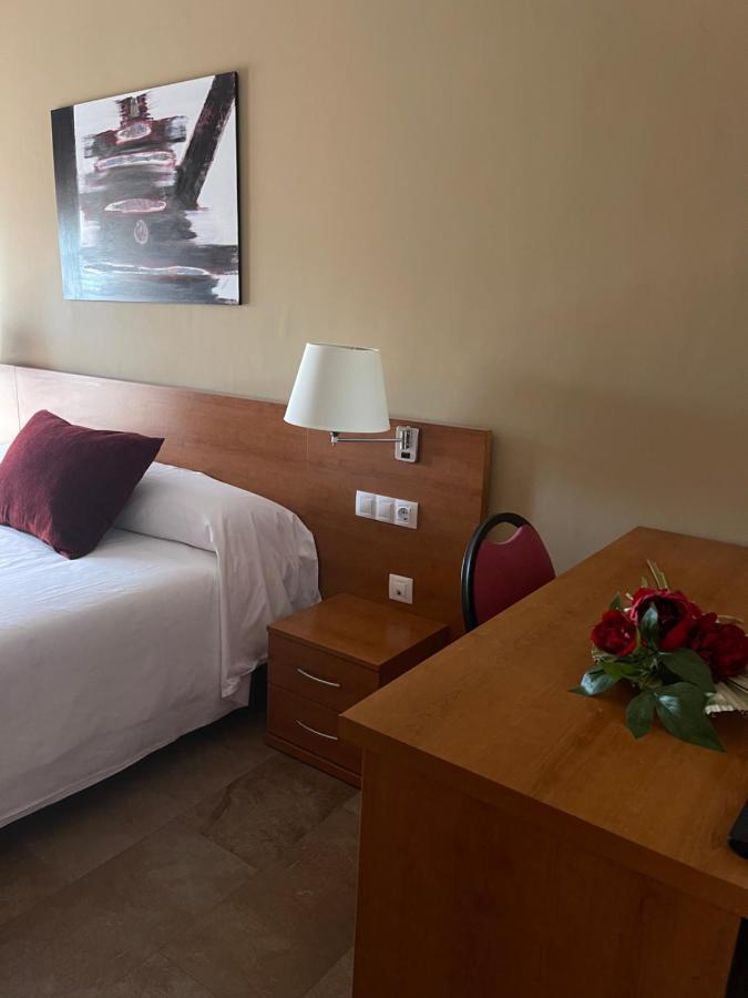Hotel El Rincon De Tono à Pomar  Extérieur photo